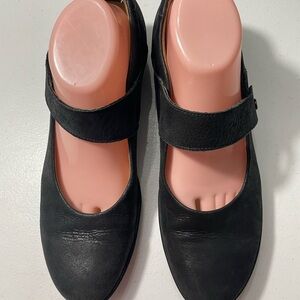 Classic Black Women's Mary Jane Size 8.5 Flats SB-AC